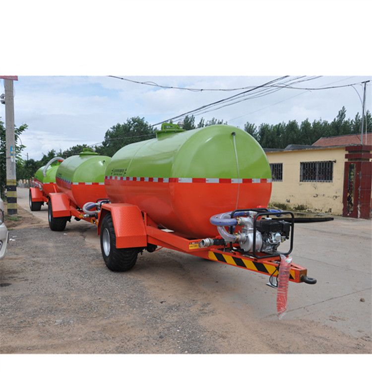 3-6吨液体喷撒罐拖车