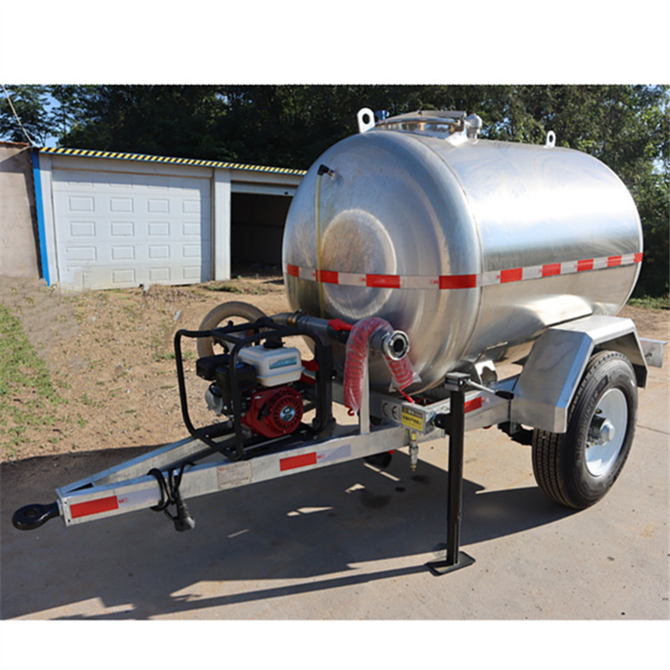 1-5吨不锈钢水罐拖车